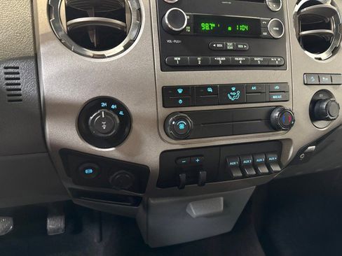 Used 2015 Ford F250 XLT w/ XLT Value Package image 25