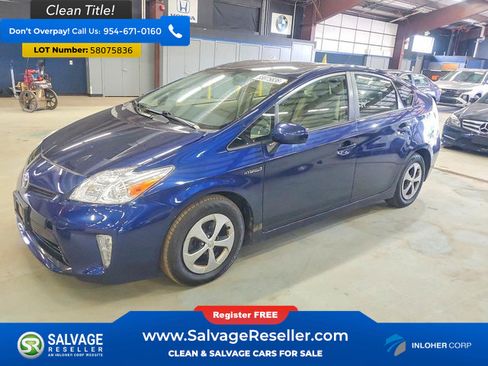 Used 2014 Toyota Prius Two FWD image 1