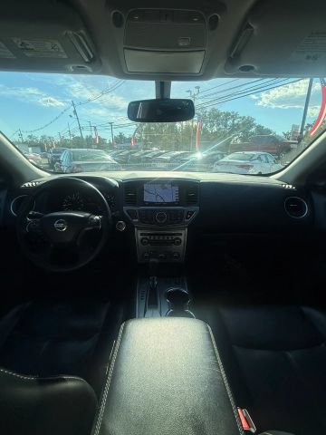 Used 2018 Nissan Pathfinder FWD image 20