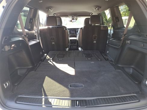 Used 2023 Jeep Grand Cherokee L Laredo image 13