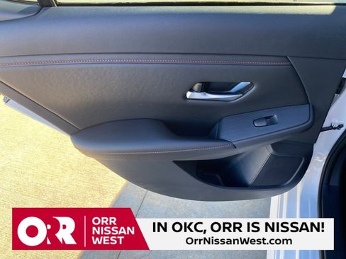 New 2025 Nissan Sentra SR image 15