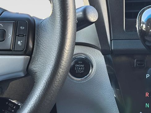 Used 2017 Toyota Sienna XLE w/ Protection Package image 25