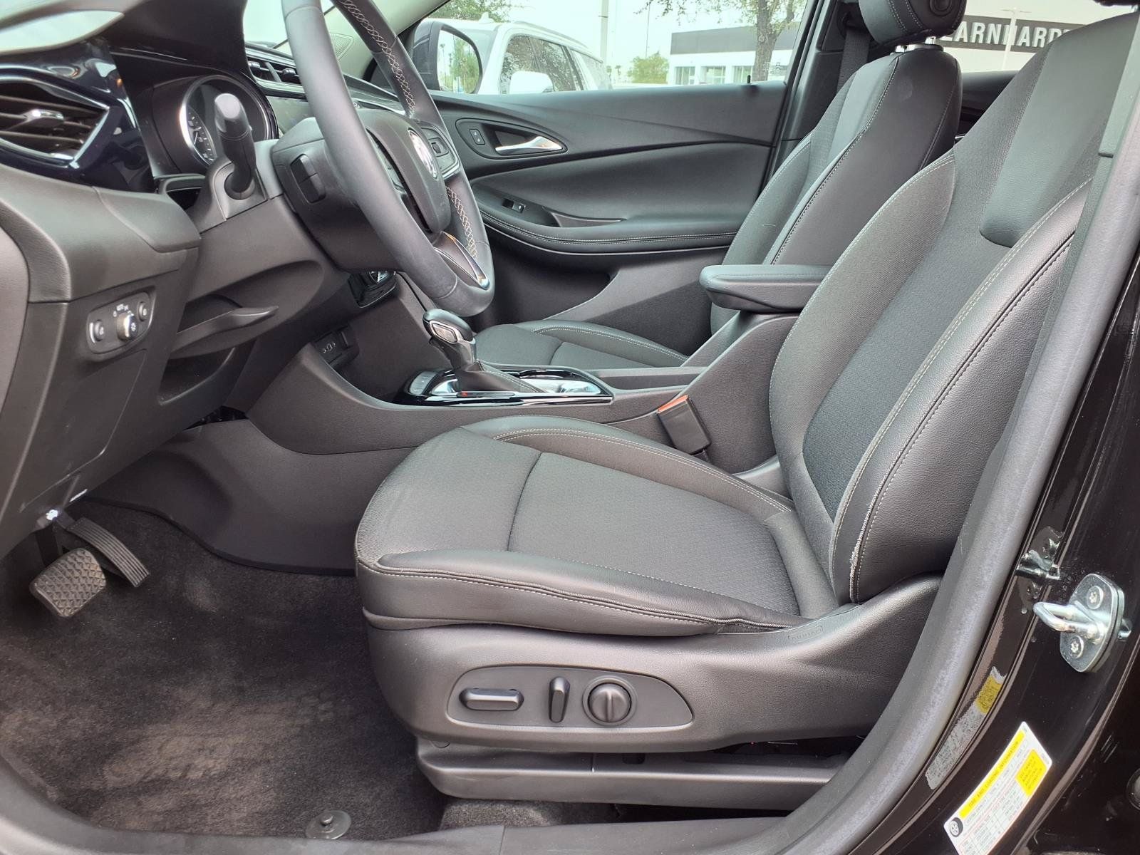 Used 2023 Buick Encore GX Select w/ Sport Touring Package FWD image 20