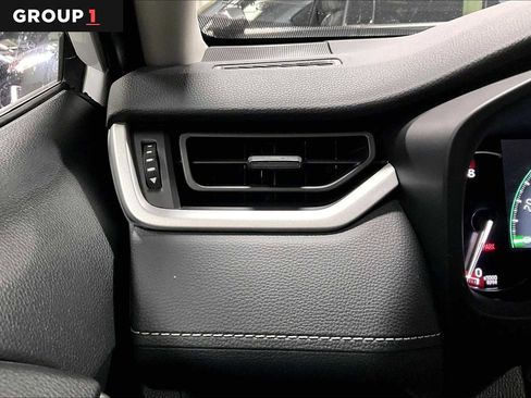 Certified 2025 Toyota RAV4 XLE image 33