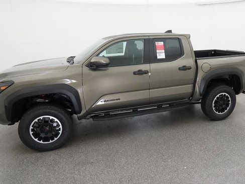 New 2026 Toyota Tacoma TRD Off-Road AWD/4WD image 5
