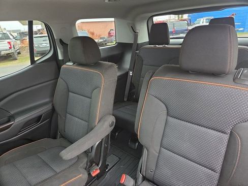 Used 2023 GMC Acadia AT4 w/ Trailering Package AWD/4WD image 21