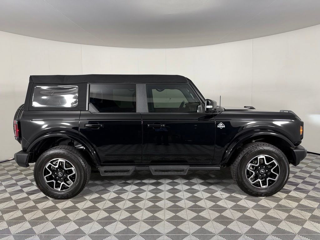 Used 2024 Ford Bronco Outer Banks AWD/4WD image 5