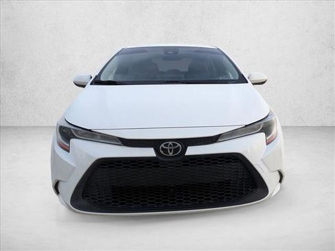 Certified 2020 Toyota Corolla LE image 2