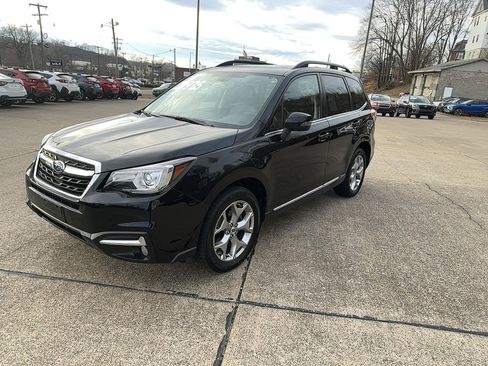 Used 2018 Subaru Forester 2.5i Touring w/ Popular Package #3B image 5