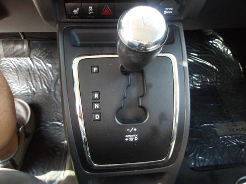 Used 2011 Jeep Patriot Latitude AWD/4WD image 24