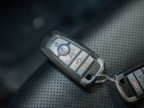 Certified 2023 Ford F150 Lariat w/ Equipment Group 502A High image 52