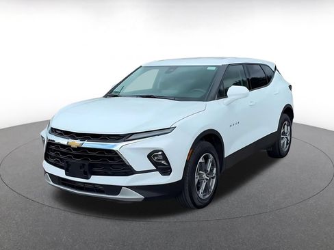 Used 2026 Chevrolet Blazer LT AWD/4WD image 5