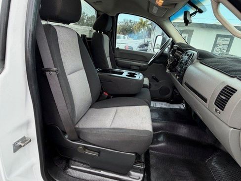 Used 2007 Chevrolet Silverado 3500 W/T w/ Provisions, Wrecker Package image 17