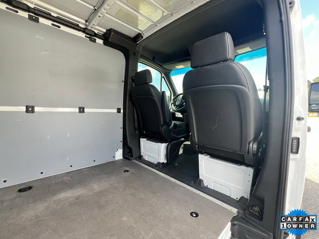 Used 2023 Mercedes-Benz Sprinter 2500 image 18