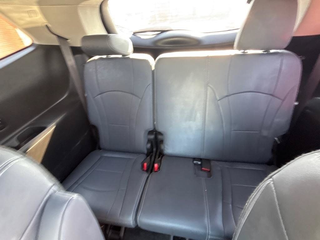 Used 2019 Buick Enclave Essence FWD image 16
