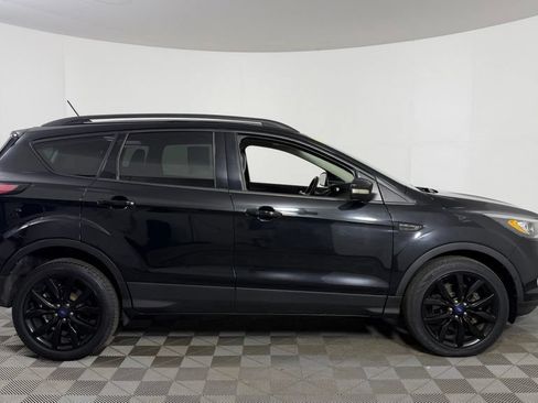 Used 2018 Ford Escape Titanium AWD/4WD image 9