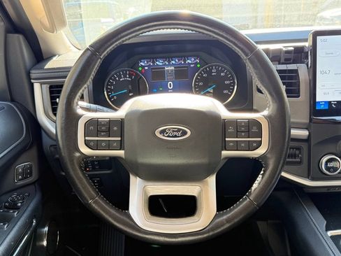 Used 2022 Ford Expedition XLT AWD/4WD image 13