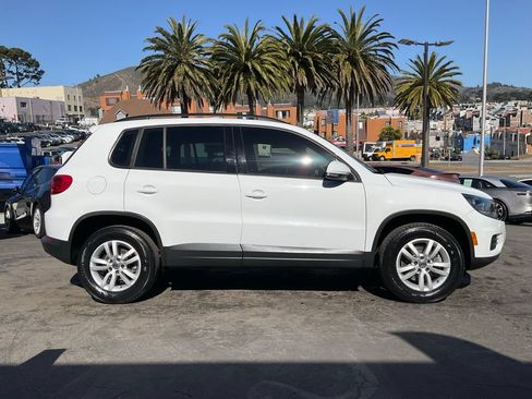 Used 2016 Volkswagen Tiguan S FWD image 3