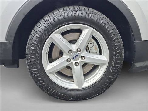 Used 2016 Ford Explorer XLT AWD/4WD image 22