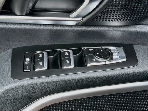 Used 2025 Kia Telluride EX X-Line AWD/4WD image 25