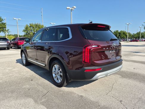 Used 2020 Kia Telluride LX FWD image 4