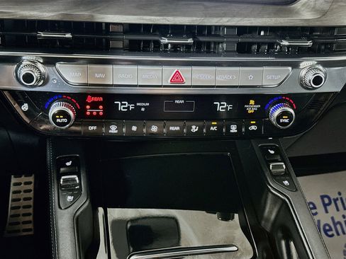 Certified 2023 Kia Telluride SX Prestige X-Pro AWD/4WD image 16