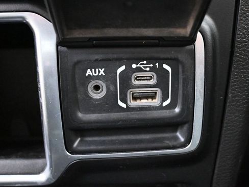 Used 2021 Jeep Gladiator Sport AWD/4WD image 25