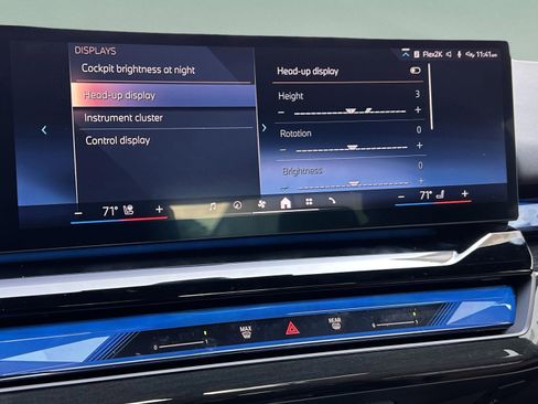 Used 2025 BMW i5 xDrive40 w/ Premium Package image 17