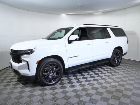Used 2023 Chevrolet Suburban RST w/ Sport Performance Package AWD/4WD image 5