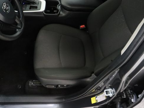 Certified 2025 Toyota RAV4 XLE FWD image 15