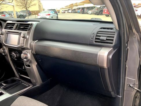 Used 2019 Toyota 4Runner SR5 image 16