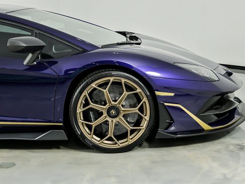Used 2019 Lamborghini Aventador SVJ image 21