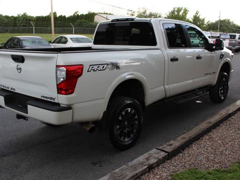 Used 2019 Nissan Titan PRO-4X image 6