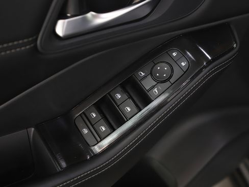 Used 2023 Nissan Rogue SV w/ SV Premium B Package image 20