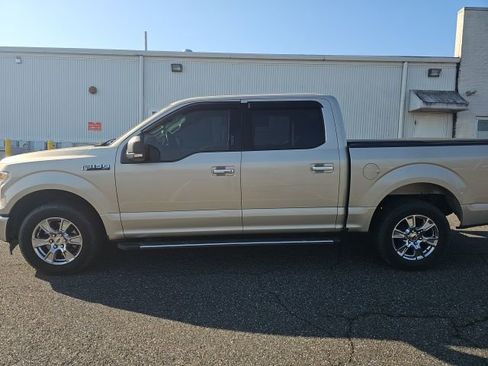 Used 2017 Ford F150 XLT w/ Equipment Group 301A Mid image 4