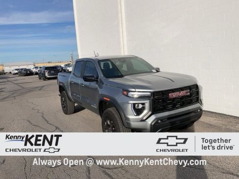 Used 2024 GMC Canyon Elevation w/ Convenience Package image 1
