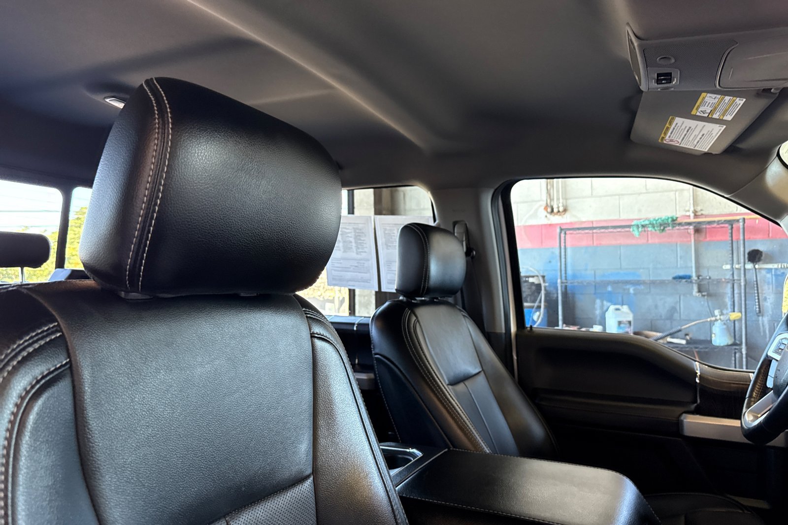 Used 2021 Ford F250 Lariat w/ Lariat Value Package AWD/4WD image 16