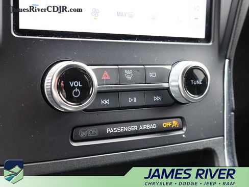 Used 2024 Ford Edge ST w/ Equipment Group 401A image 38