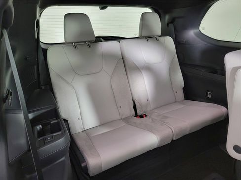 Used 2025 Lexus TX 350 AWD image 20