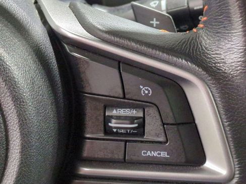 Used 2019 Subaru Crosstrek 2.0i Premium w/ Moonroof Package image 21