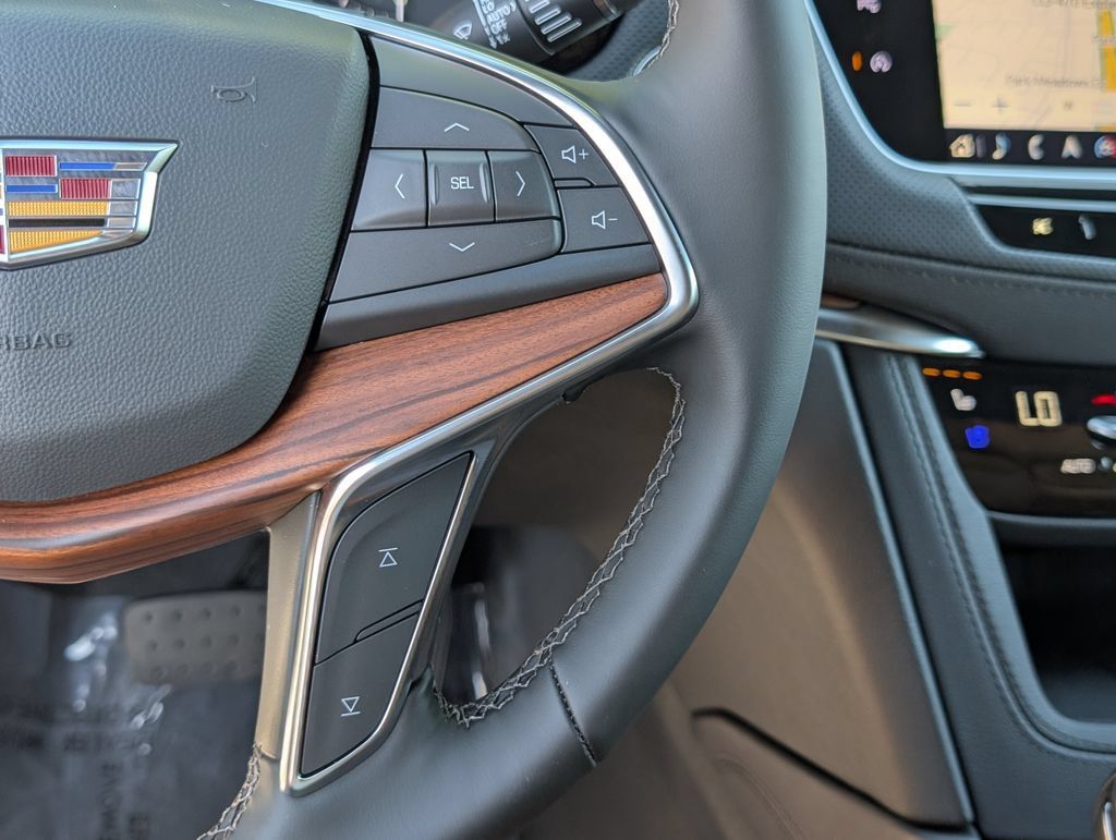 New 2026 Cadillac XT5 Premium Luxury w/ Driver Assist Package FWD image 21