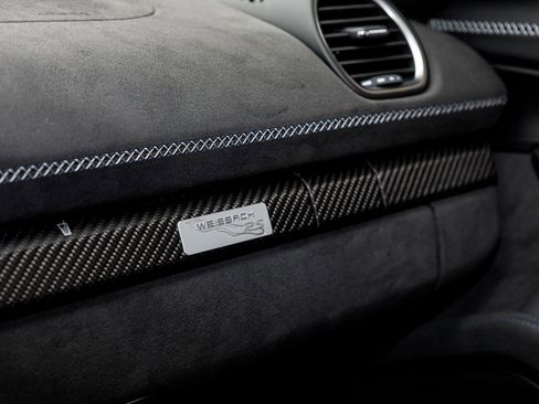 Used 2025 Porsche 718 Cayman GT4 RS image 30