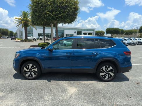 Certified 2026 Volkswagen Atlas SE FWD image 11