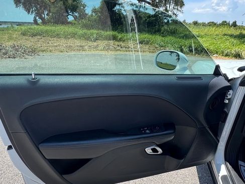 Used 2019 Dodge Challenger GT image 9