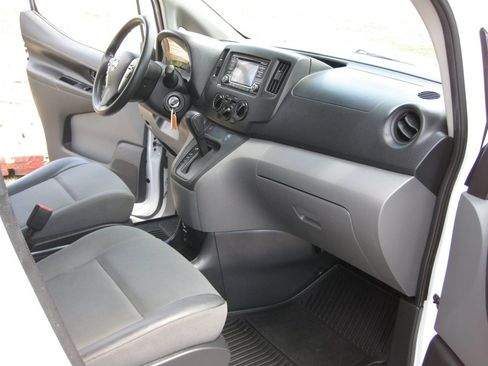 Used 2019 Nissan NV200 S w/ Cruise Control Package FWD image 28