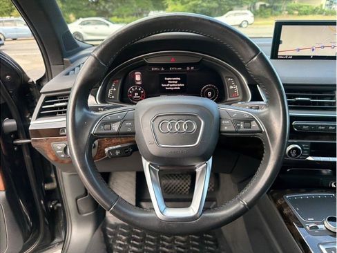Used 2017 Audi Q7 3.0T Prestige w/ Prestige Package AWD/4WD image 14