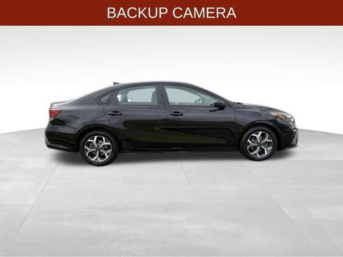 Used 2021 Kia Forte LXS FWD image 8