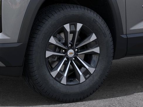 New 2027 Chevrolet Equinox LT w/ Convenience Package II FWD image 9