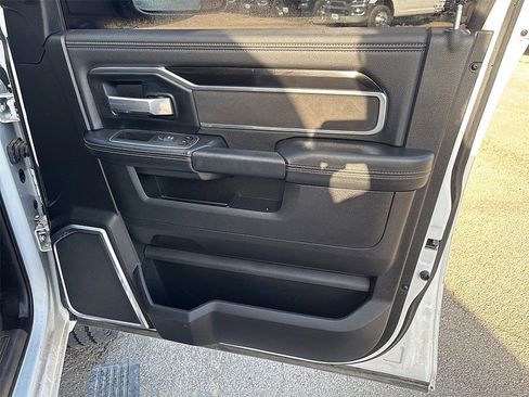 Used 2021 RAM 2500 Laramie image 16
