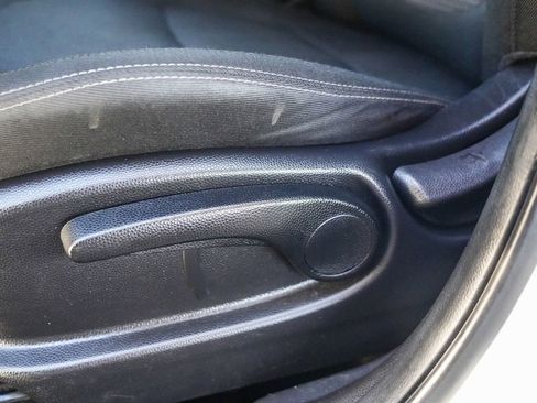 Used 2017 Kia Soul + FWD image 22